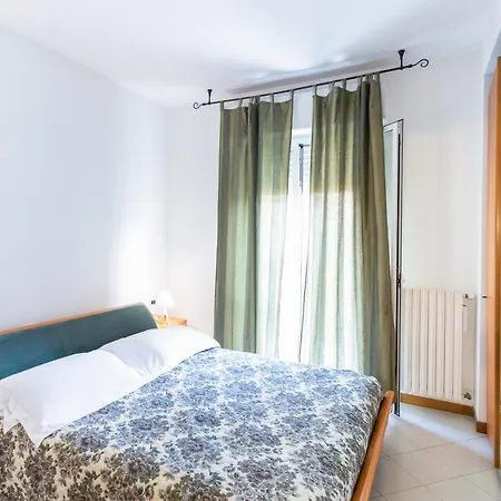 La Casa Al Mare Di Anna E Stefania Apartment
